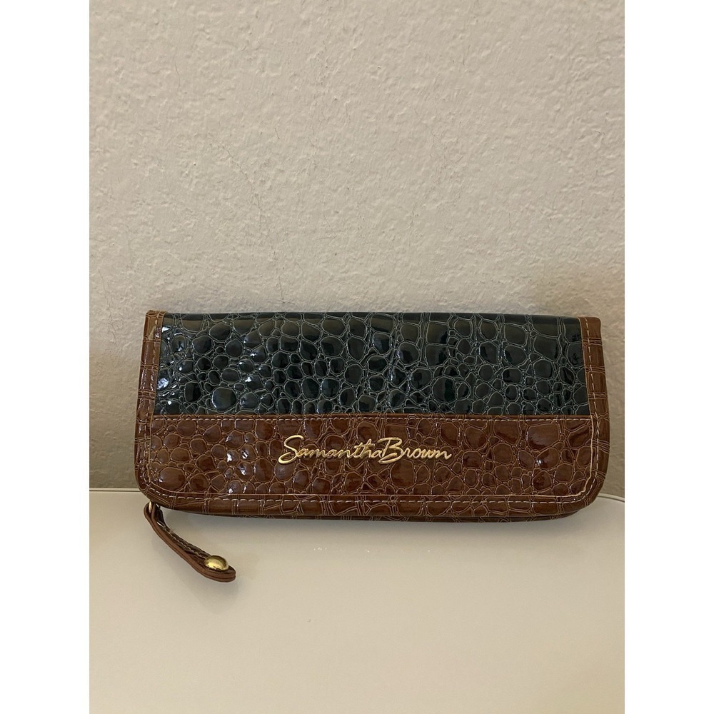 Samantha Brown Travel Wallet Faux Croc Embossed Passport Organizer Green Brown